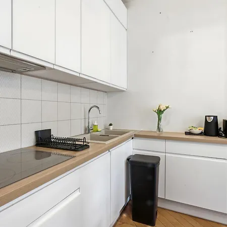 Vibrant 2br Near Bastille & Le Marais